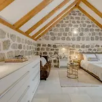 Casa Aurum - Vibes Apartman Split