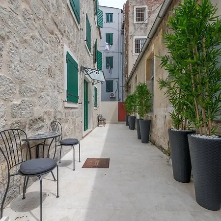 Casa Aurum - Vibes Сплит