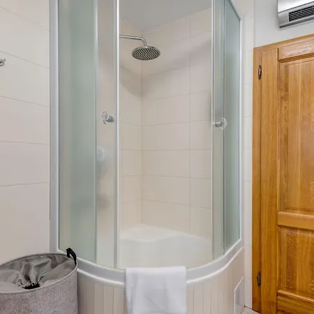 Casa Aurum - Vibes * Сплит